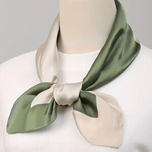 Elegant Green & Cream Scarf in a Simple Design